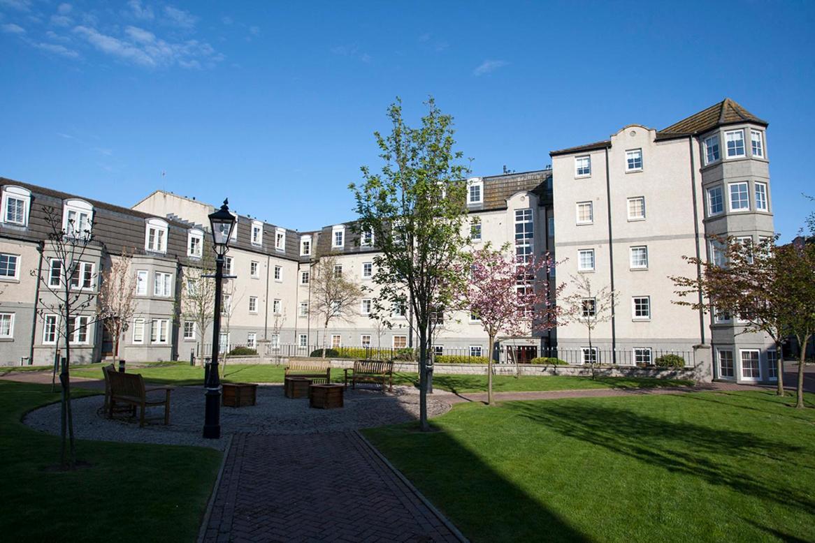 Fonthill Apartment - Central, Free Parking Off Street アバディーン エクステリア 写真